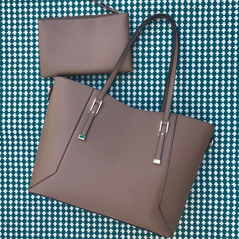 Isabelle tote purse and wristlet